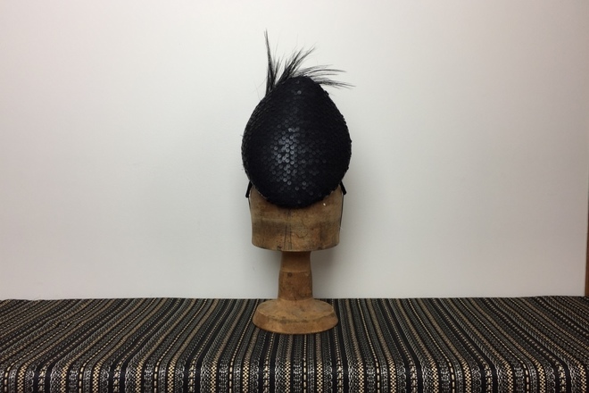 Black sequin percher