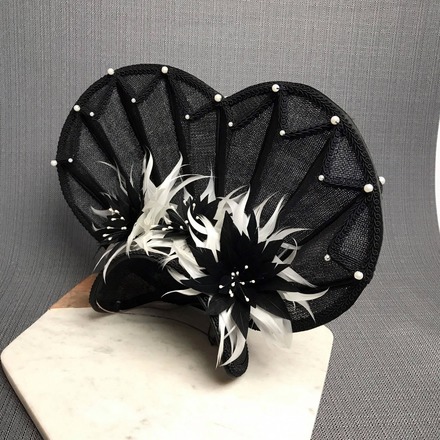 Queen of Hearts Black Pleated Crown 