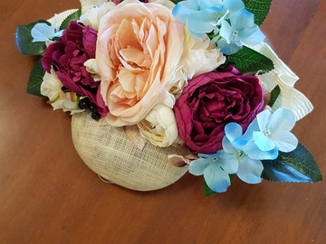 For Sale: Floral Fascinator 