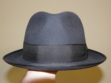 For Rent: 'WHIPPET’ Unisex Carbon Grey Fedora by Akubra