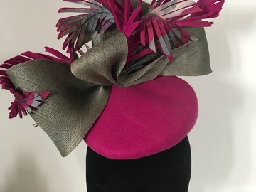 For Rent: Pink and grey felt hat 
