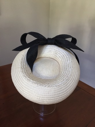 Louise Macdonald 'Veronique' headpiece White & Black 