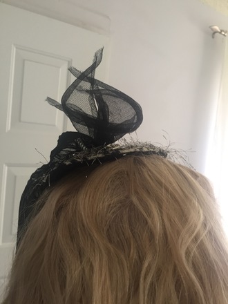 Black animal print percher