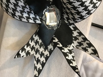 For Sale: Houndstooth brooch (or hair clip) 