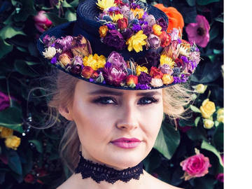 For Rent: Black Hat with dried flowers 