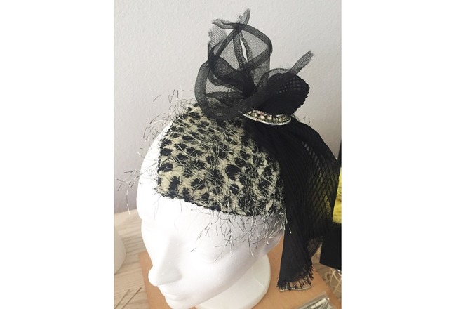 Black animal print percher