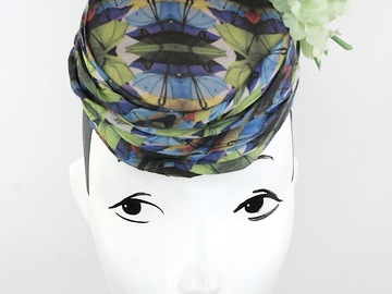 For Sale: Jackie O styled pillbox in umbrella print silk 