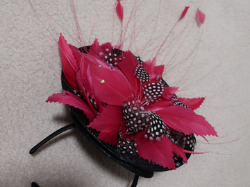 For Sale: Fillies Collection Black & Fuchsia Headband Fascinator