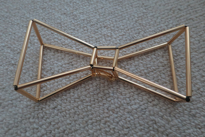 WXYZ Gold Metal "Mega Bow" Headpiece