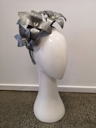 Lilies Afloat Headband in Gunmetal Leather