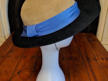 For Sale: Valentino Boutique. Vintage 1970's felt hat