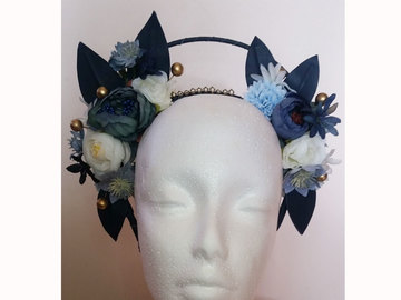 For Rent: Blue floral double halo