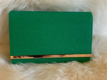 For Rent: Green clutch 
