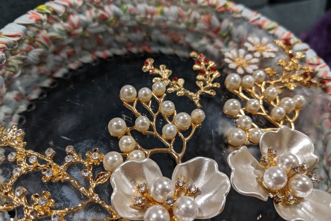 Fairytale Clear Round Bag with Pearl Handle