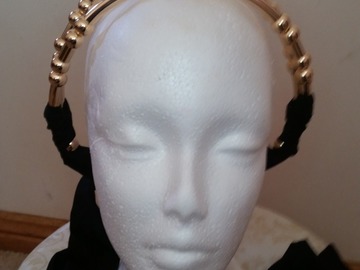 For Rent: Ashlee Lauren double headband 