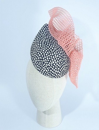 Julie - TEARDROP SHAPED 3D PERCHER