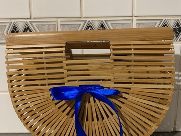 For Rent: Seed wooden slat bag 