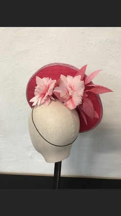 Reny Kestel boater with feather flowers
