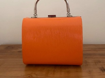 For Rent: Orange Lady like bag