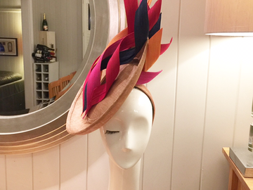 For Sale: Bespoke Marilyn van den Berg fascinator