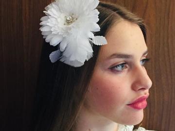 For Sale: White Wedding Flower Fascinator 