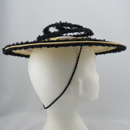 Senorita Swirl - Black and Gold Boater