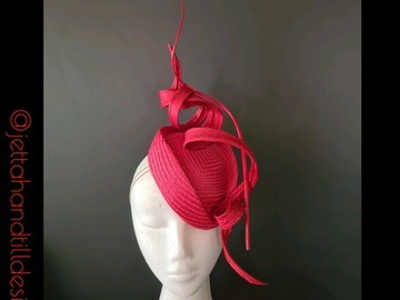 For Sale: Red hostess style twisted quill and straw feature