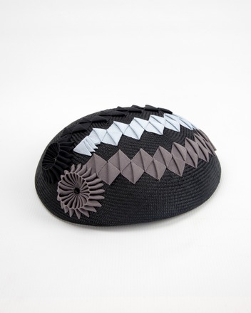 Black Straw Beret