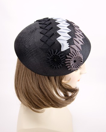Black Straw Beret
