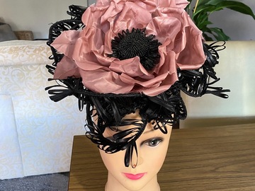 For Sale: Kim Fletcher black and pink fascinator 