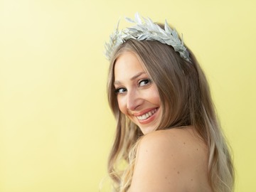 For Sale: Plaited sinamay headband with glitter foliage
