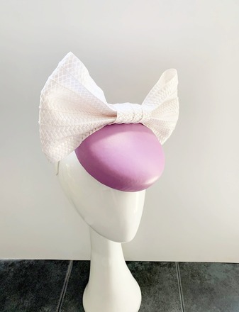 TIFFANY - LILAC & WHITE COCKTAIL HAT