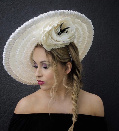 Edie | Lauder Taylor Millinery 