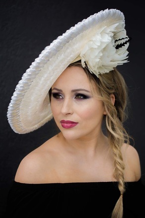 Edie | Lauder Taylor Millinery 