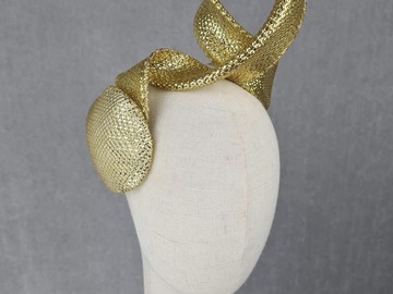 For Rent: Gold mesh wrap around/turban-like piece