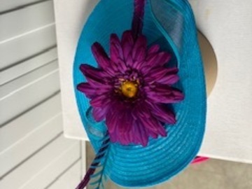 For Sale: Turquoise Fascinator