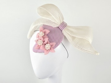 For Sale: Pink & White Lace Bow Fascinator - Ruby