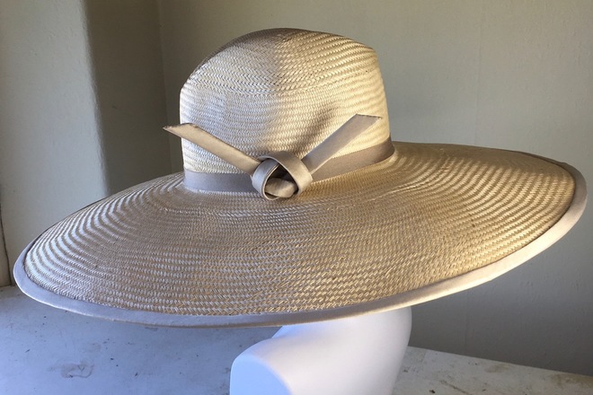 XLG Brim Buntal Fedora Creamy Natural/Beige Satin Trim