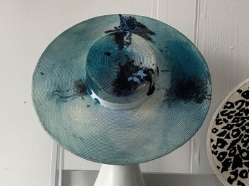 For Sale: Blue Boater