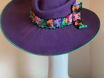 For Sale: Purple felt hat with detail stitching 