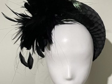 For Sale: Fleur de plumes