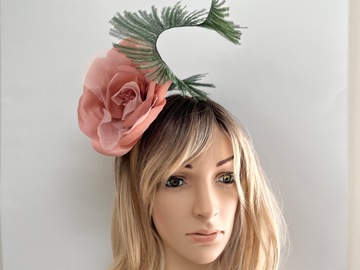 For Sale: Dusty Pink Flower on Comb