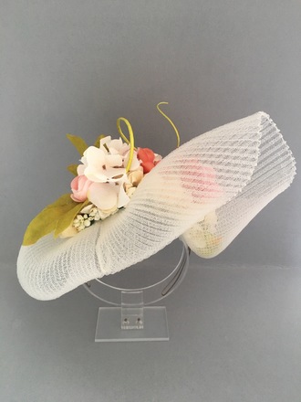 Flower Ivory Hat 