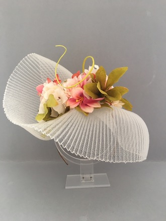 Flower Ivory Hat 
