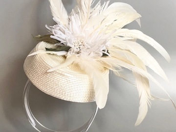 For Sale: Ivory Straw Pillbox Hat With Feathers 