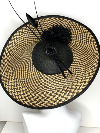 Black & Beige large saucer hat 