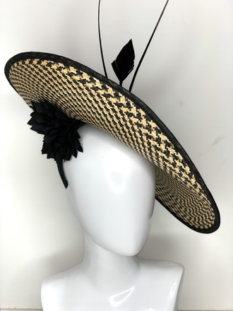 Black & Beige large saucer hat 