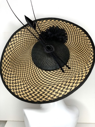 Black & Beige large saucer hat 