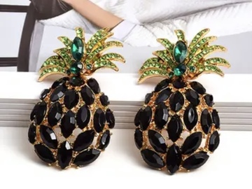 For Sale: Black and Green Pineapple Earrings 