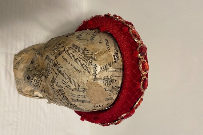 Ted headband with jewels wrapped in veiling 